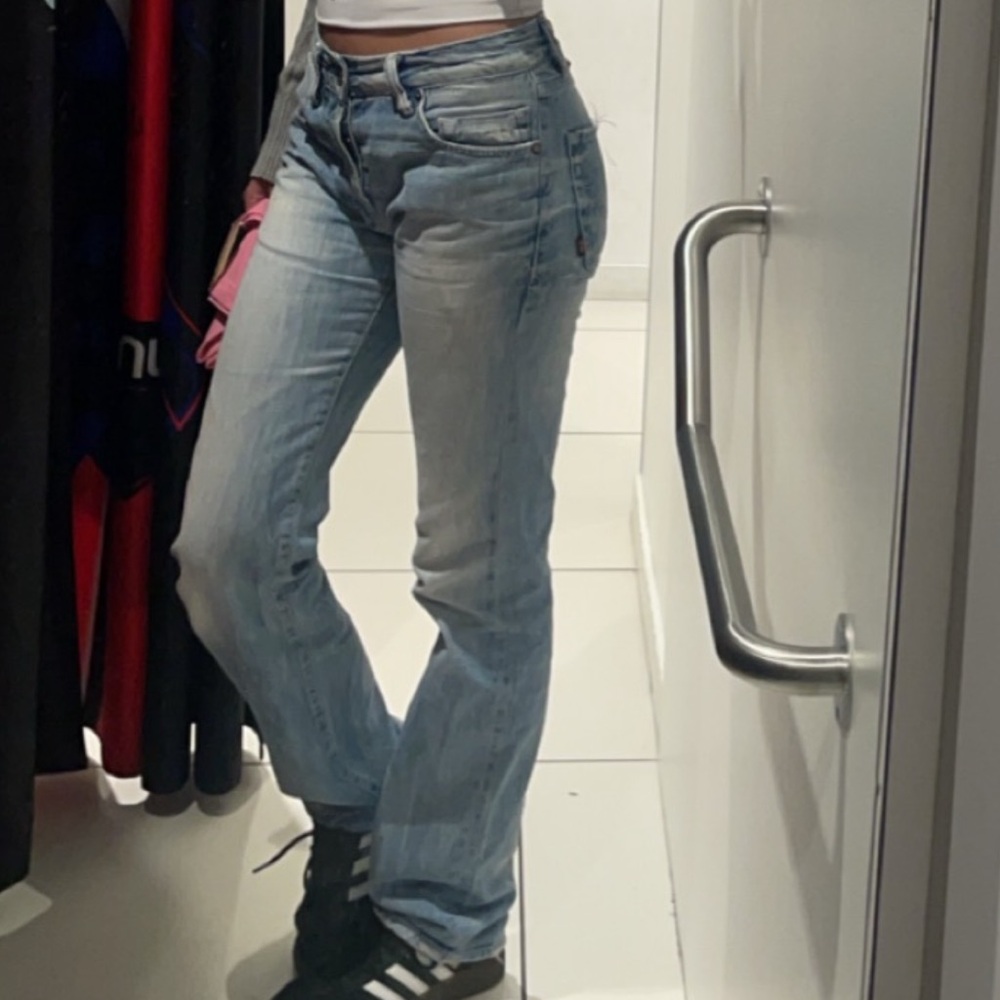 Vintage Blue Straight Leg Jeans Timeless Style